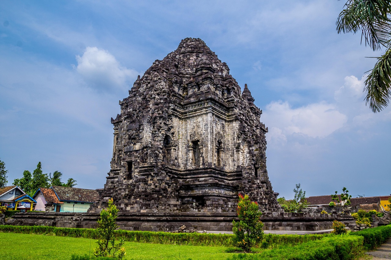 Candi Sewu i mniejsze świątynie