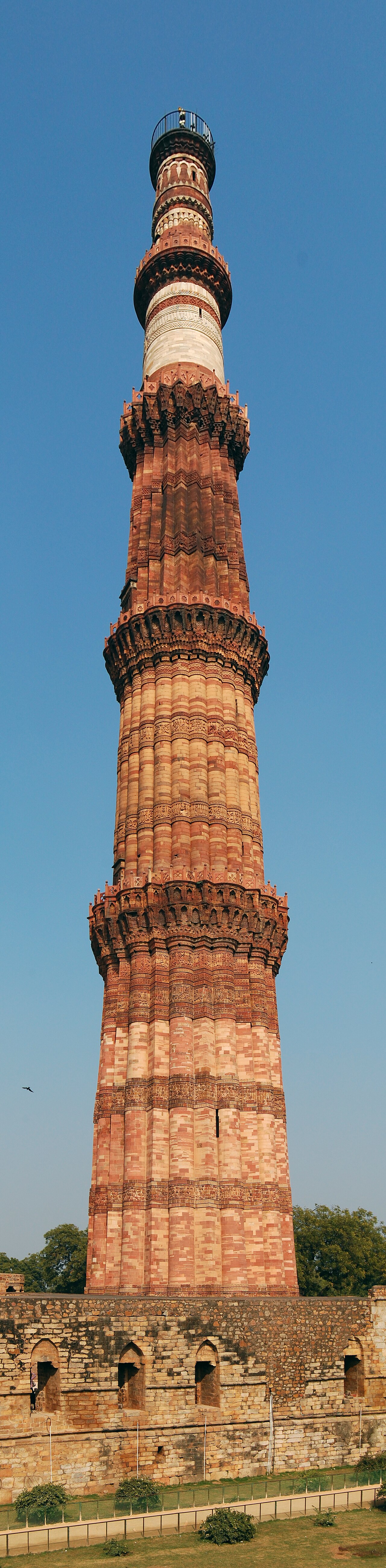 Qutub Minar i kompleks