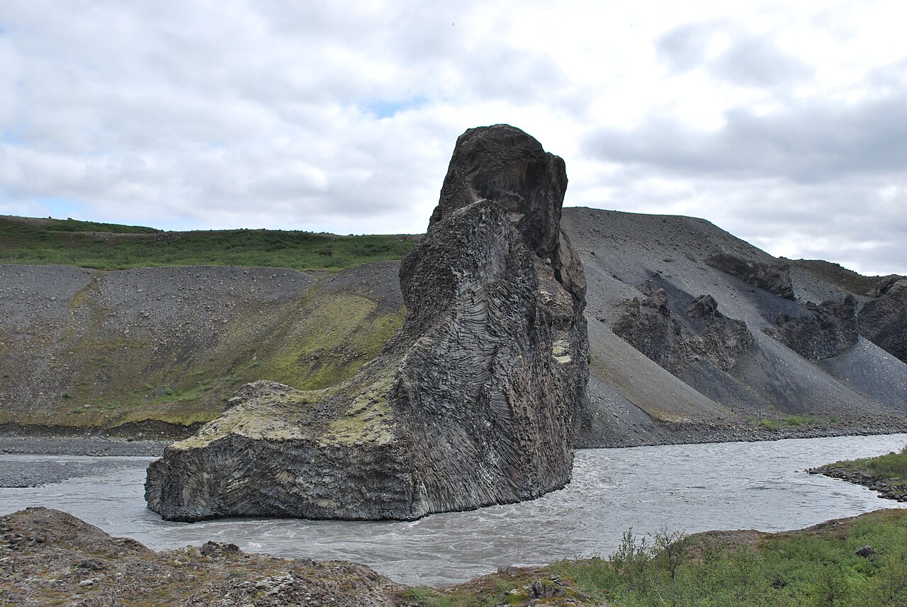 Skały Hljóðaklettar