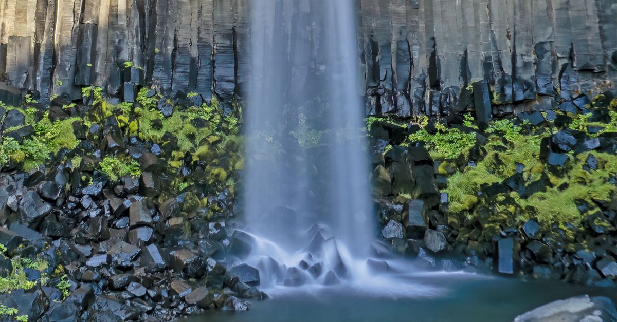 Wodospad Svartifoss