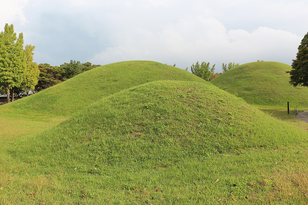 Park grobowców Daereungwon