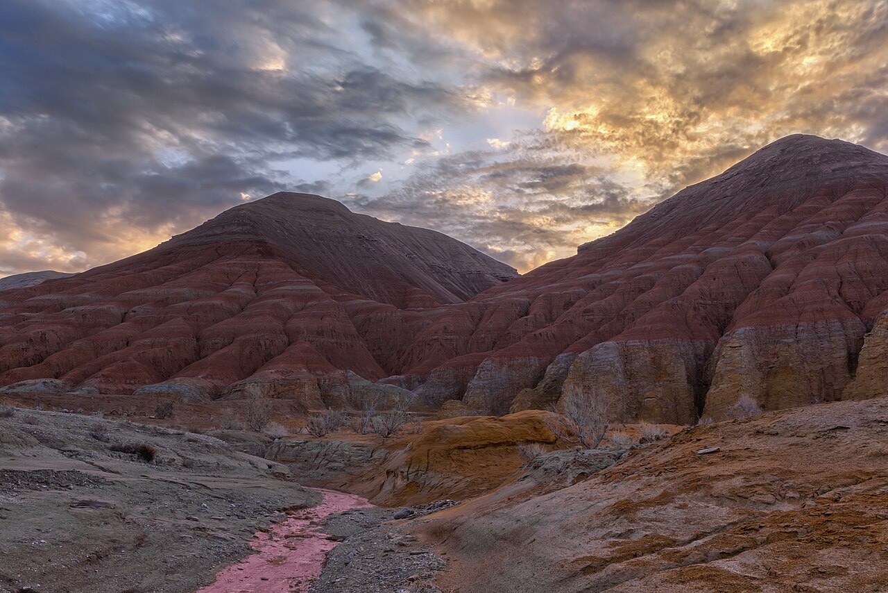 Kolorowe Góry Aktau