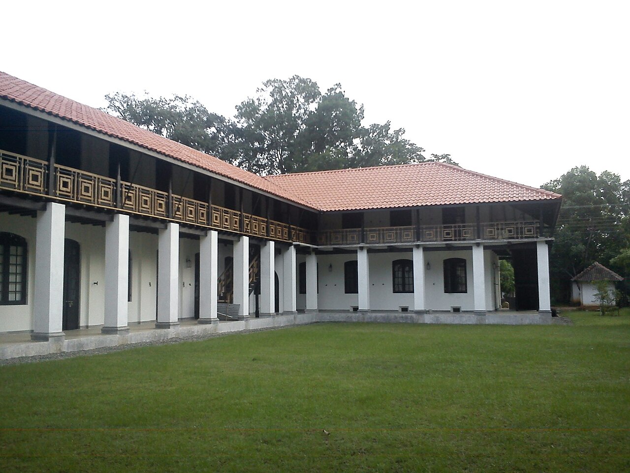Muzeum archeologiczne i rower po ruinach
