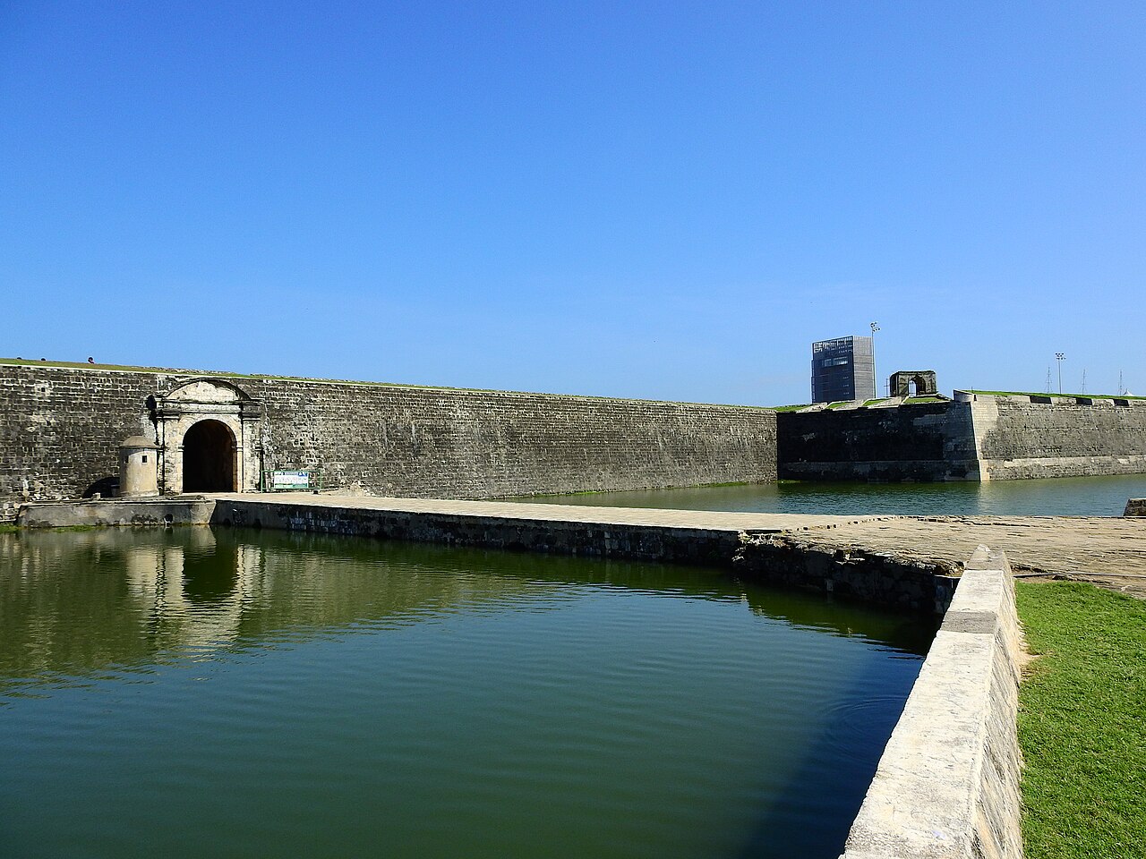 Fort Jaffna i kolonialna historia
