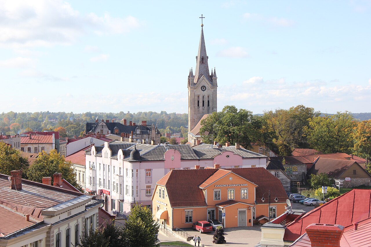 Stary Rynek i kościół św. Jana