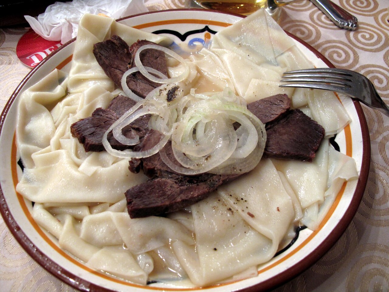 Kazachska kuchnia i beszbarmak