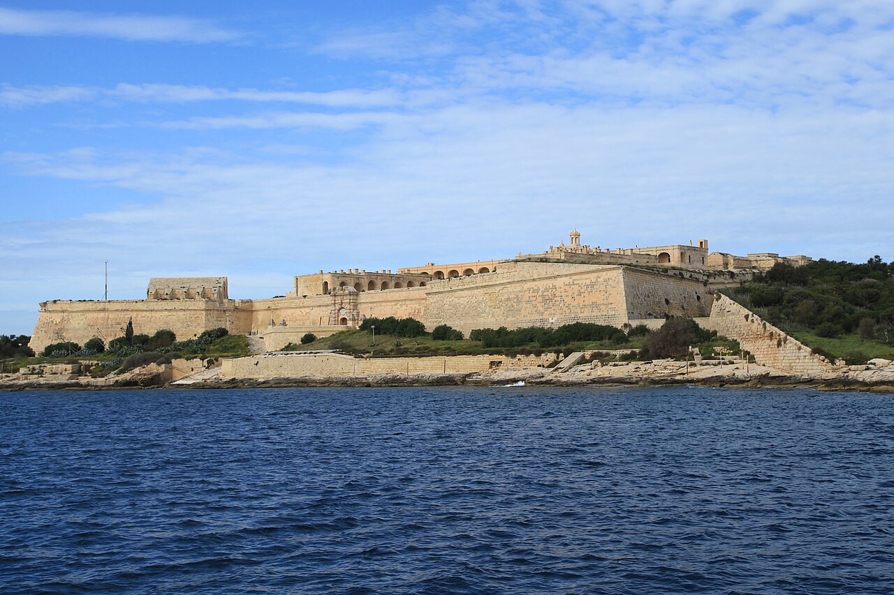 Fort Manoel na wyspie Manoel