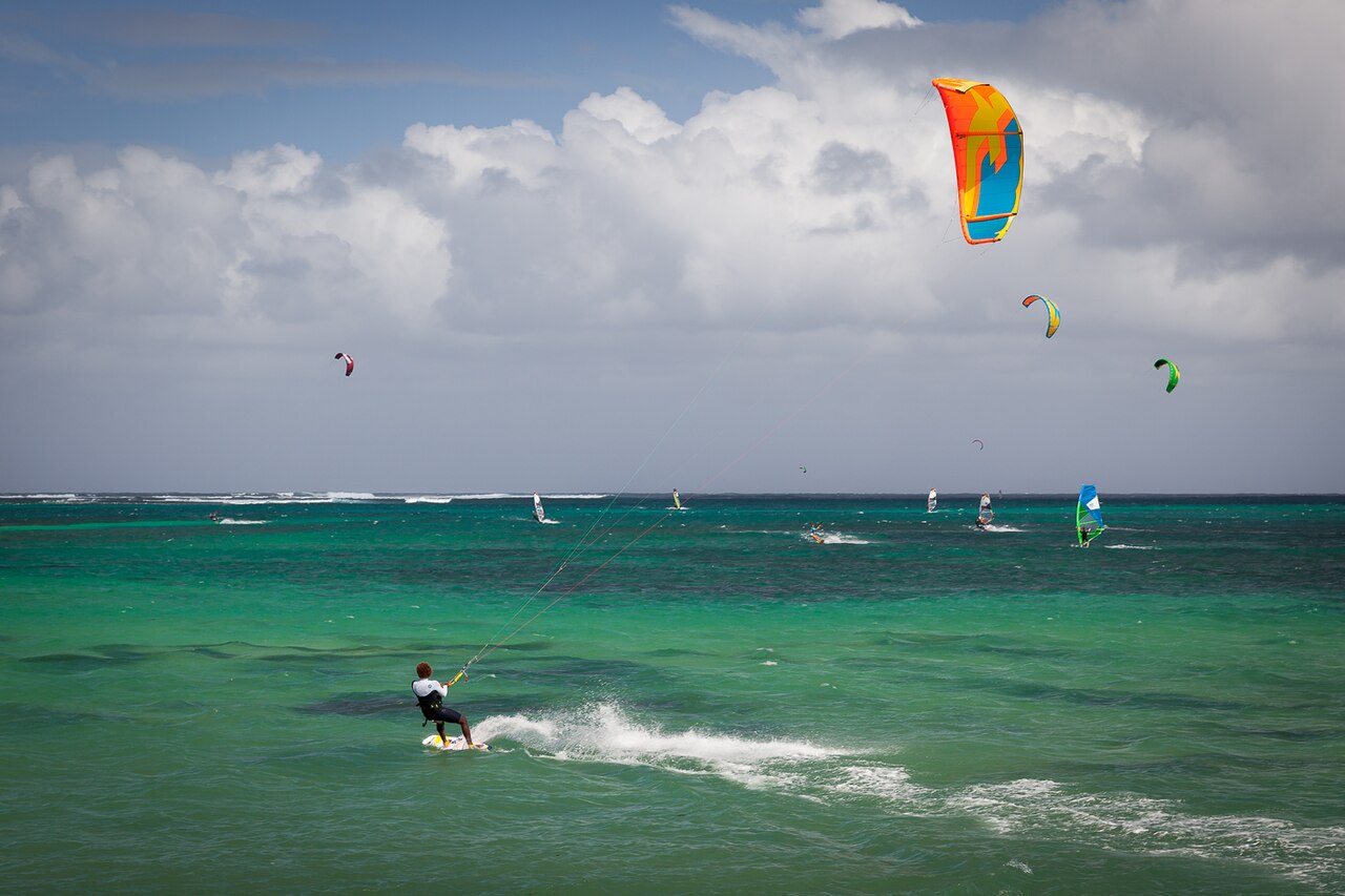 Kitesurfing i windsurfing