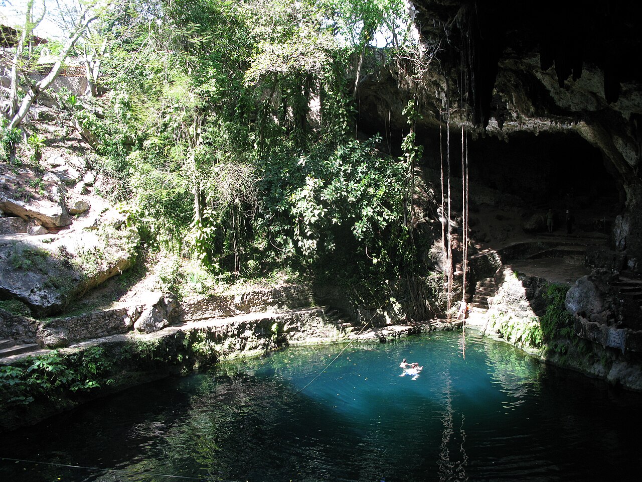 Cenote Zaci