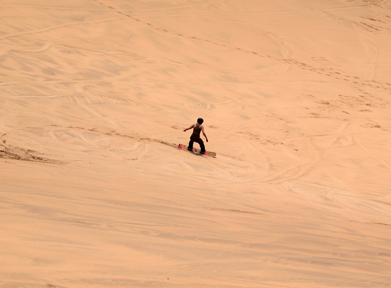 Sandboarding na wydmach Swakopmund