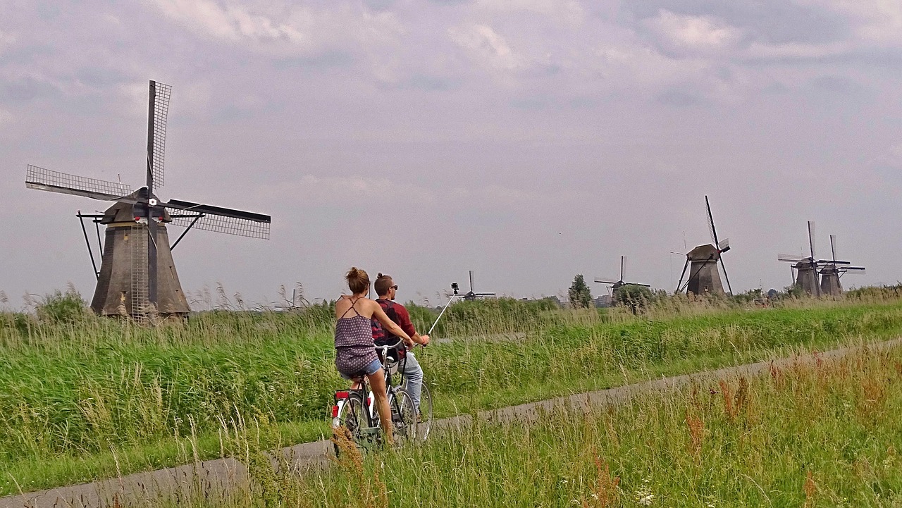 Wiatraki Kinderdijk w okolicy