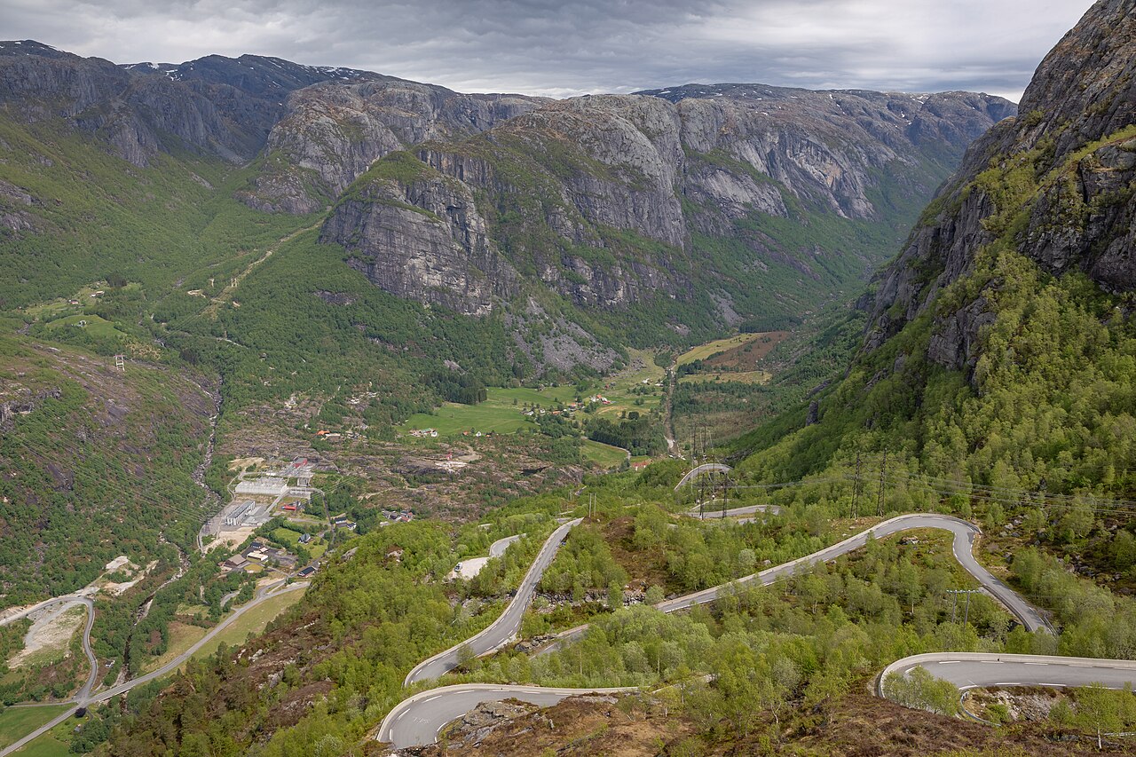 Serpentyny do Lysebotn