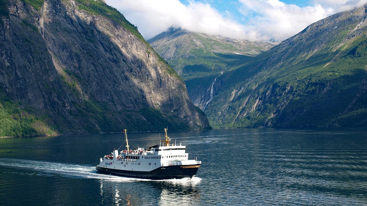Kajakiem po Geirangerfjordzie