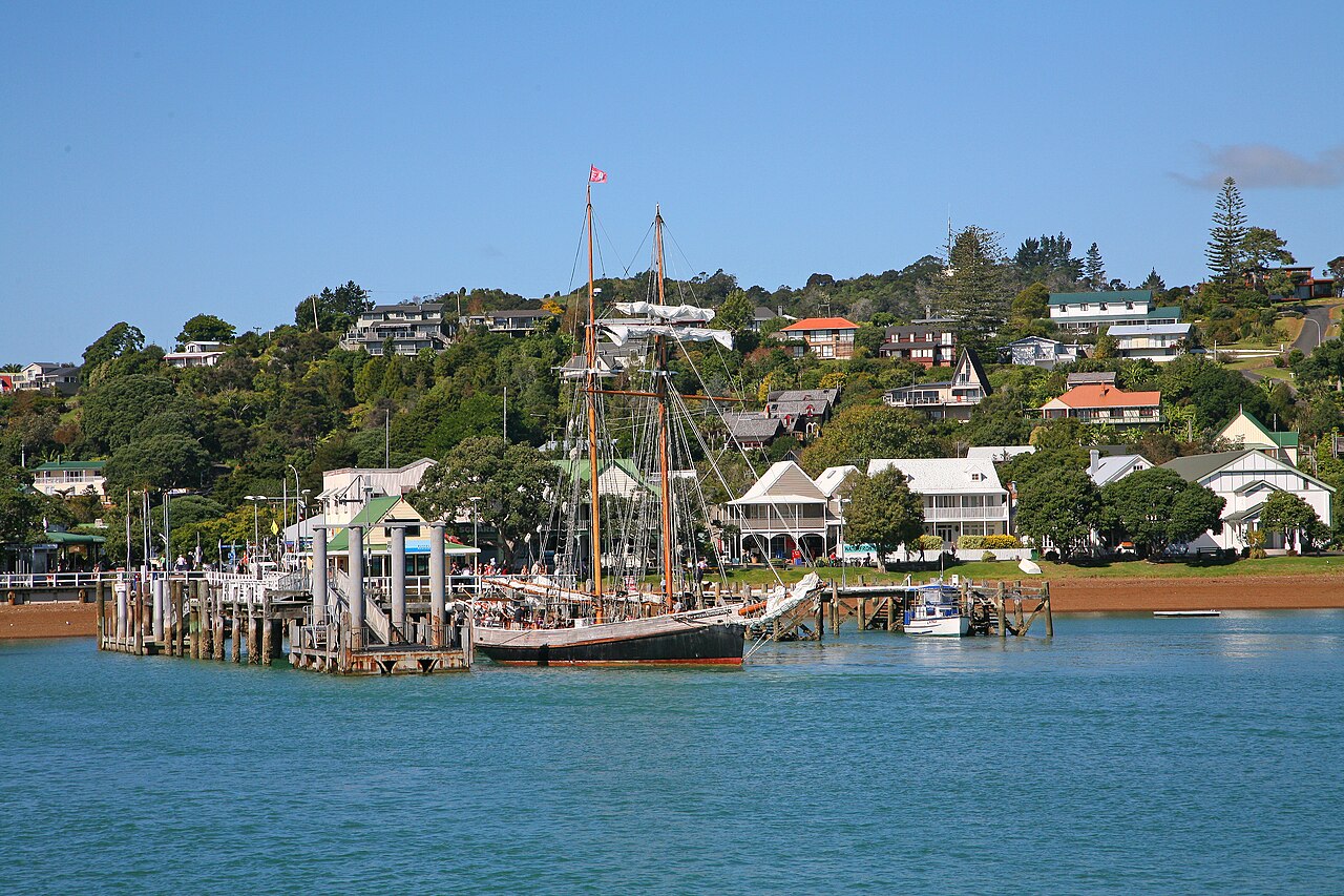 Russell i pierwsza stolica