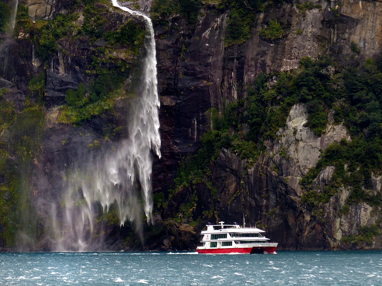 Rejs po Milford Sound