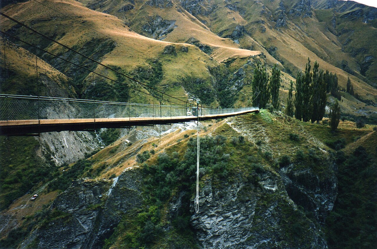 Skoki na bungee i adrenalina
