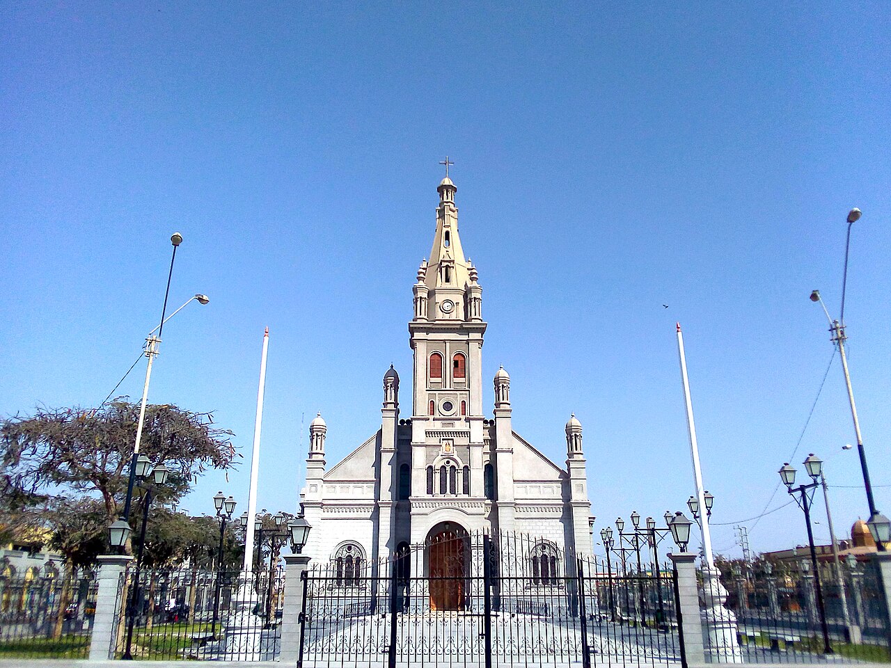 Sanktuarium Señor de Luren