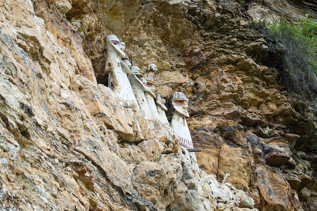 Sarkofagi z Karajía