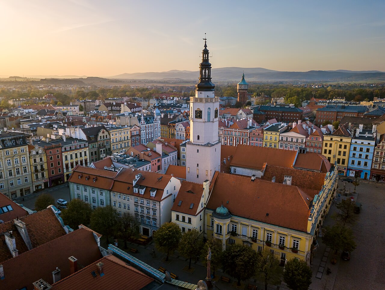 Rynek i wieża ratuszowa