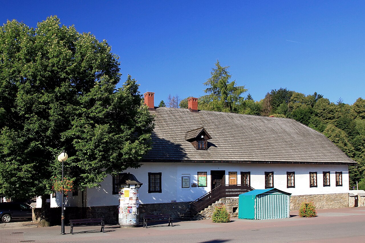 Muzeum Beskidzkie i centrum Wisły