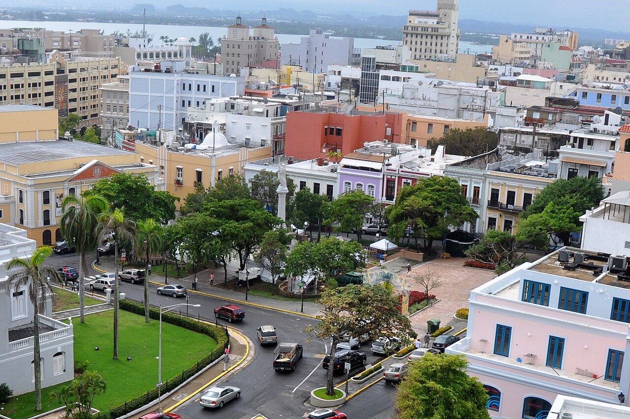 Cafe Puerto Rico przy Plaza de Colón