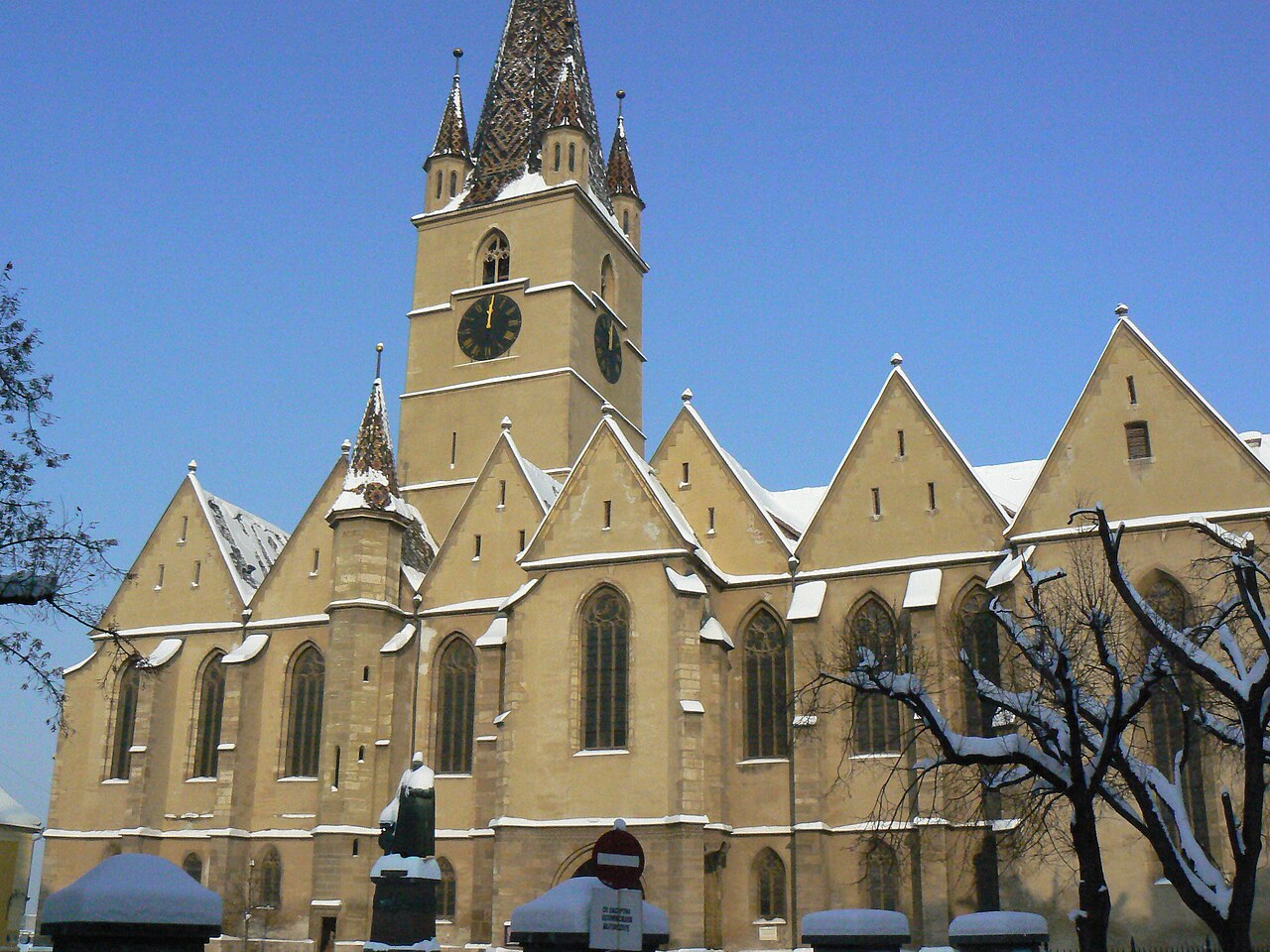 Katedra ewangelicka i taras widokowy