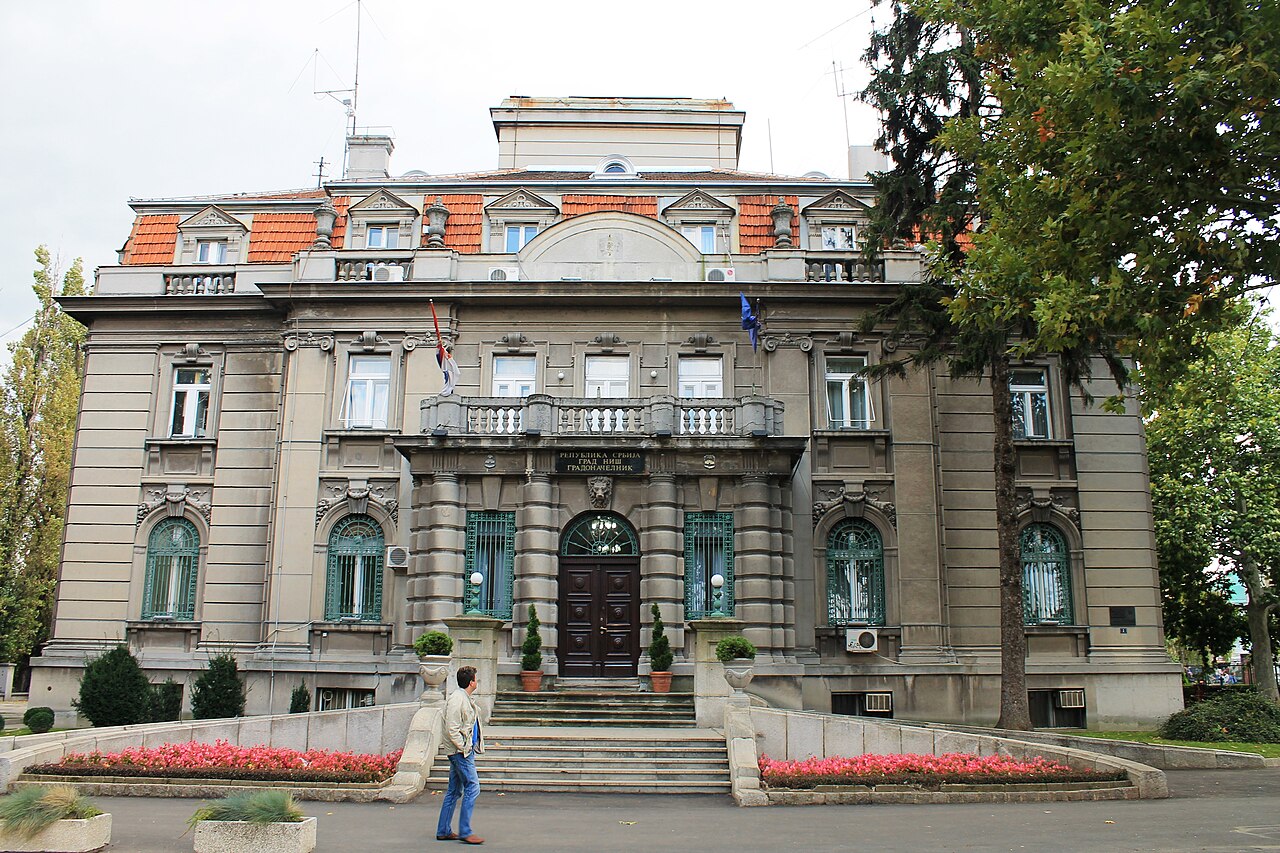Plac Čair i centrum