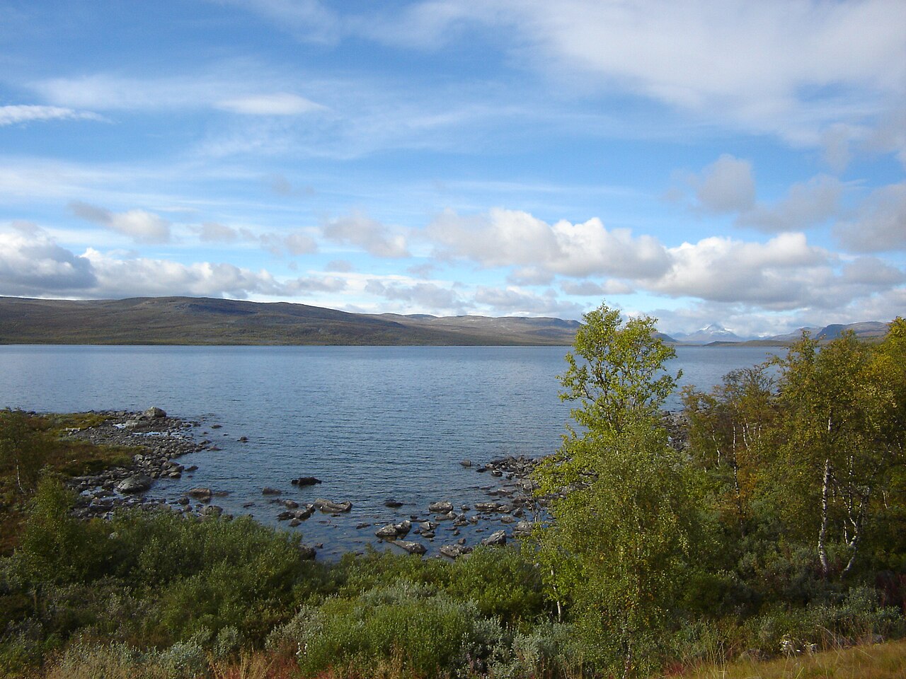 Rejs z Kilpisjärvi i szlak do kopca