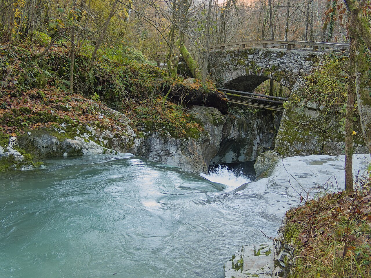 Wodospad Kozjak i Most Napoleona
