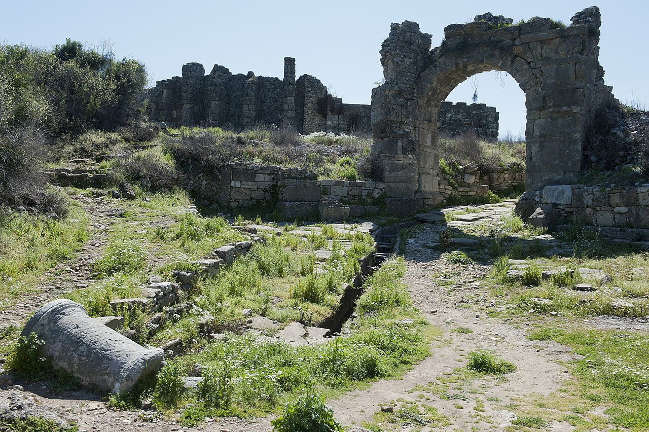 Akropol i bazylika Aspendos