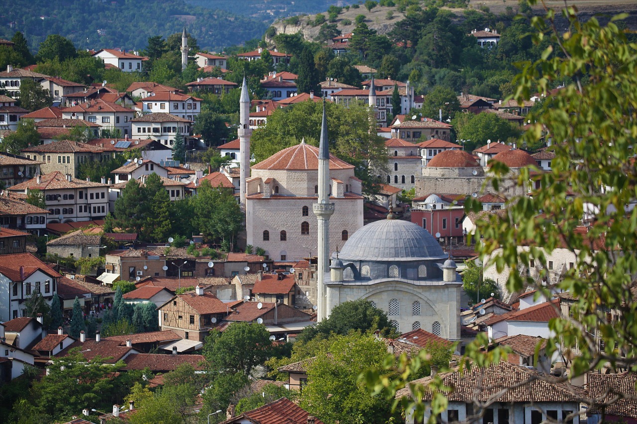 Dzielnica Çarşı i dom Kaymakamlar