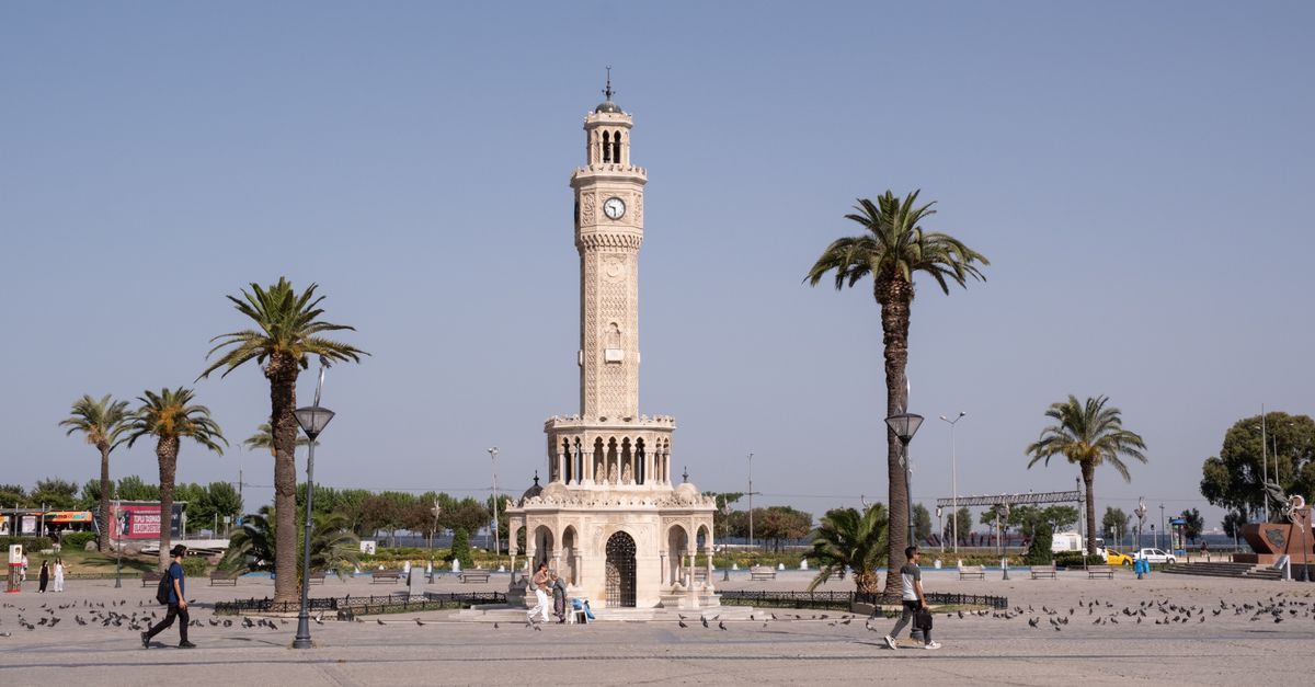 Plac Konak i Wieża Zegarowa