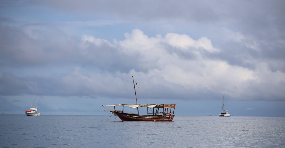 Dhow building