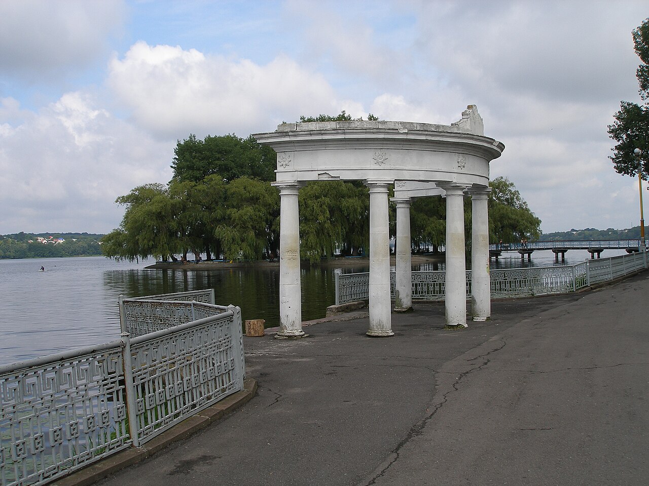 Staw Tarnopolski