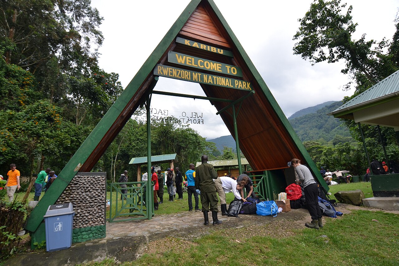 Trekking w Górach Księżycowych