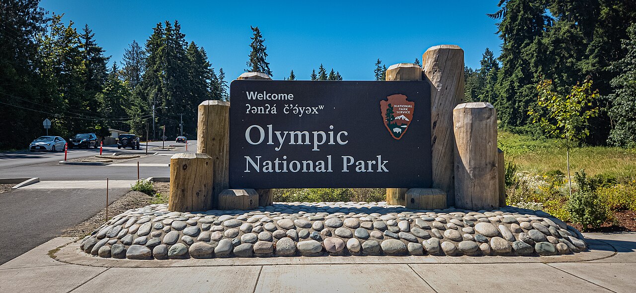 Port Angeles, brama do parku Olympic