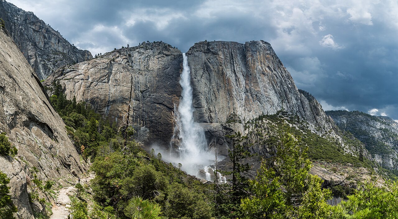 Szlak do wodospadu Yosemite