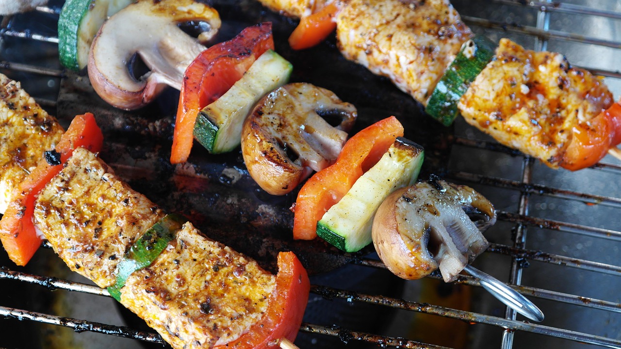 Grill i pieczone mięsa przy drodze na Prevallę